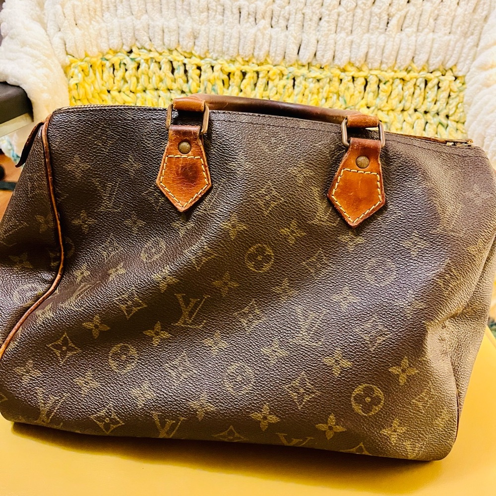 Vintage Louis Vuitton Speedy 30 Bag - Picture 3 of 5